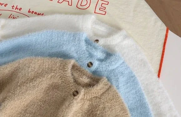 Cloud-Soft Plush Winter Romper (0-12M) - Image 9