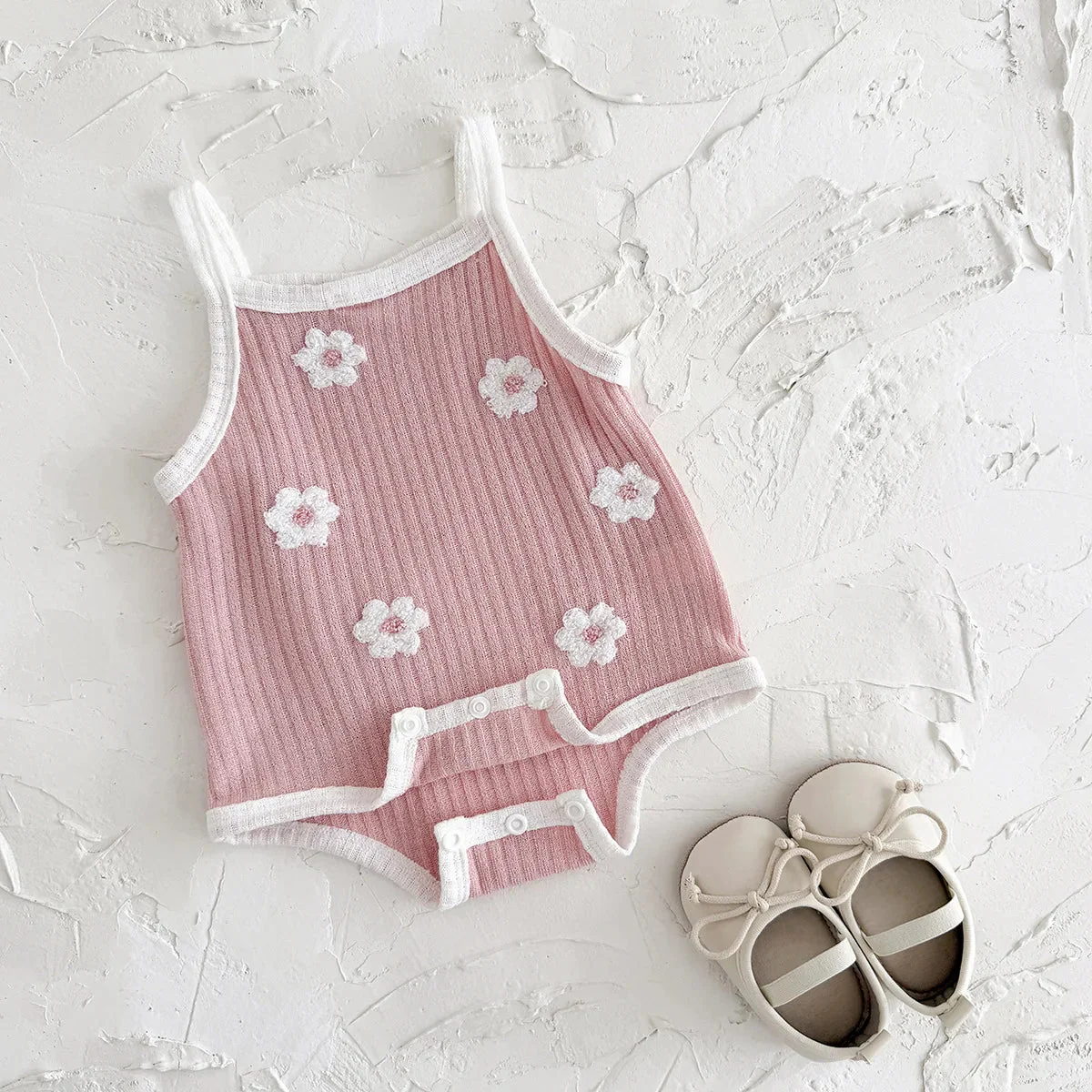 Sleeveless Baby Girl Ribbed Romper with Floral Embroidery (0–18M) - Image 2